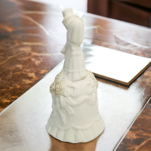 Vintage Bride And Groom Wedding Cake Topper Bell Center Piece Porcelain Bisque - Picture 5 of 9